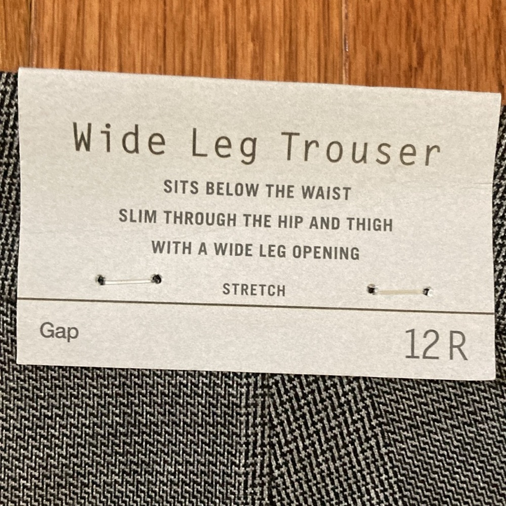 GAP Women’s Wide Leg Trousers - Picture 6 of 10